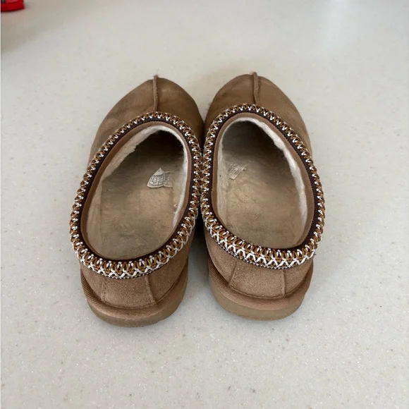 Women's UGG Tasman II Slippers - Size 6 - Picture 3 of 6